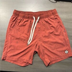 Vuori Medium Men’s Shorts 7” inseam lined